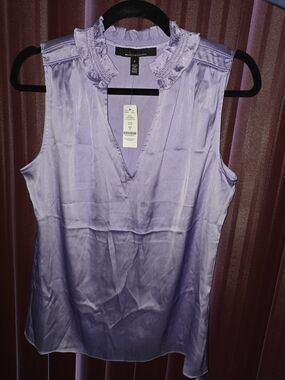 White House Black Market Lavender Sleeveless VNeck Ruffle Ruched Collar Shell
